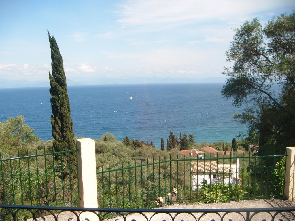 Villa Emily Achílleion Pokoj fotografie