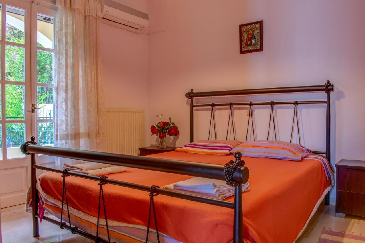 Villa Emily Achílleion Exteriér fotografie